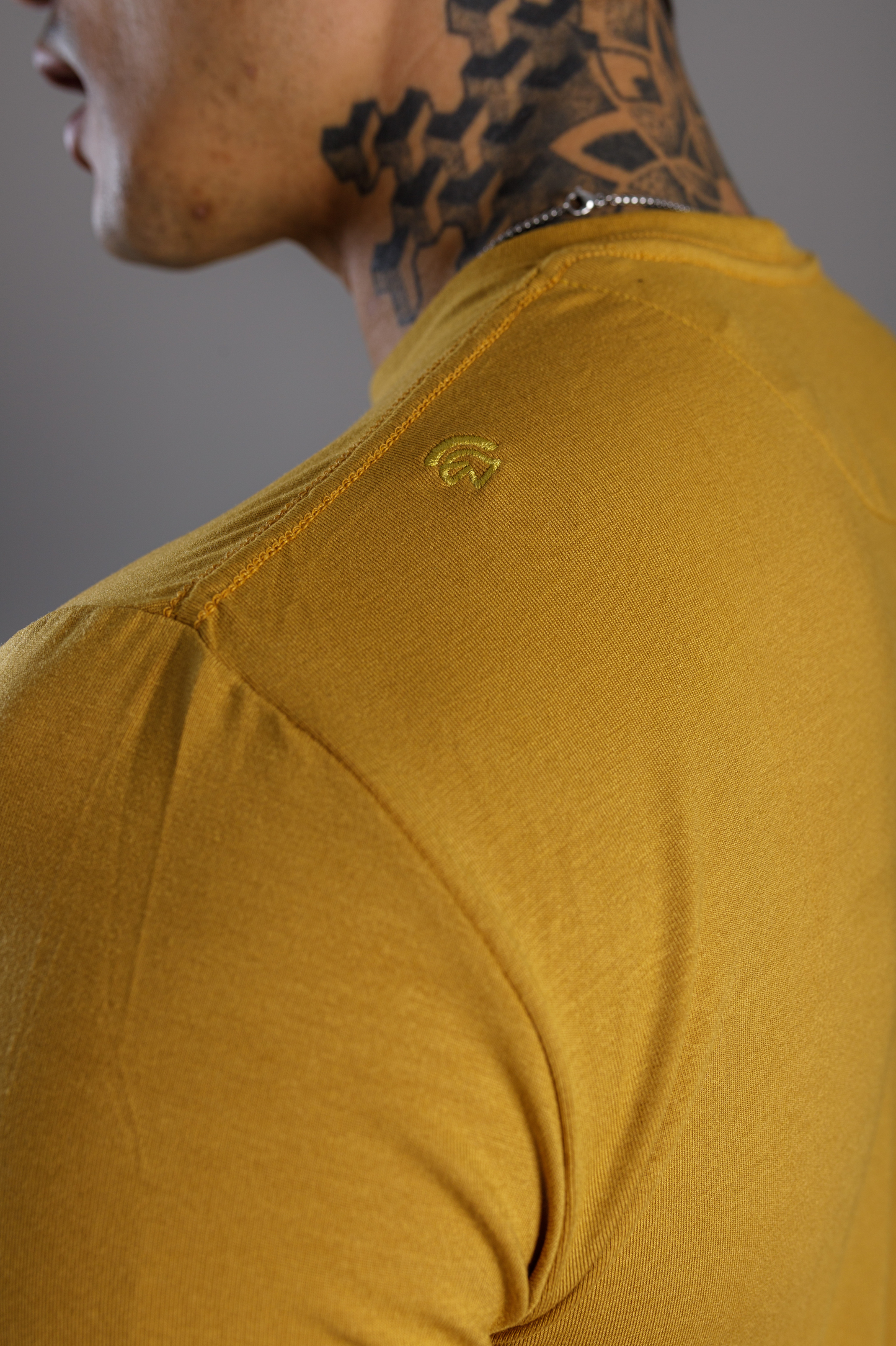 Camiseta Tecnológica Modal Vicenza Mostarda