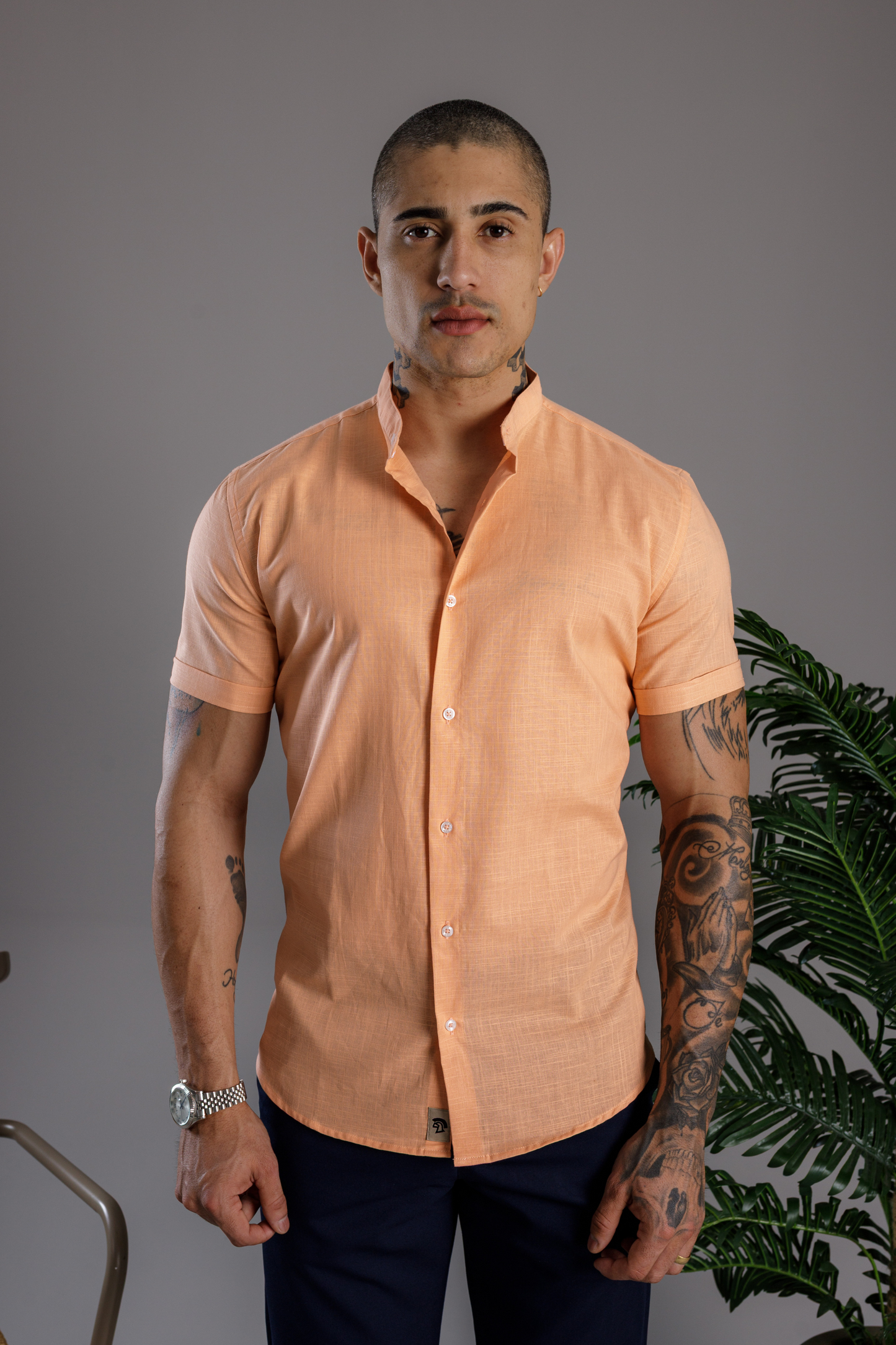 Camisa Vicenza Linho Manga Curta Gola Padre Salmão