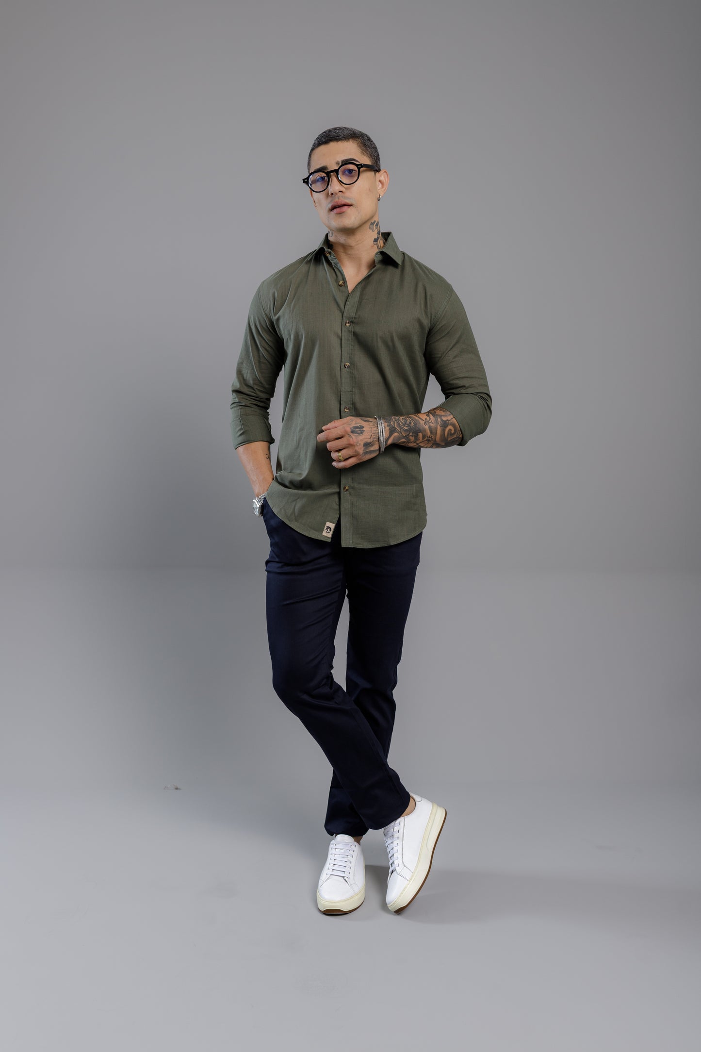 Camisa Vicenza Sentiero Manga Longa Linho Gola Tradicional Verde Musgo