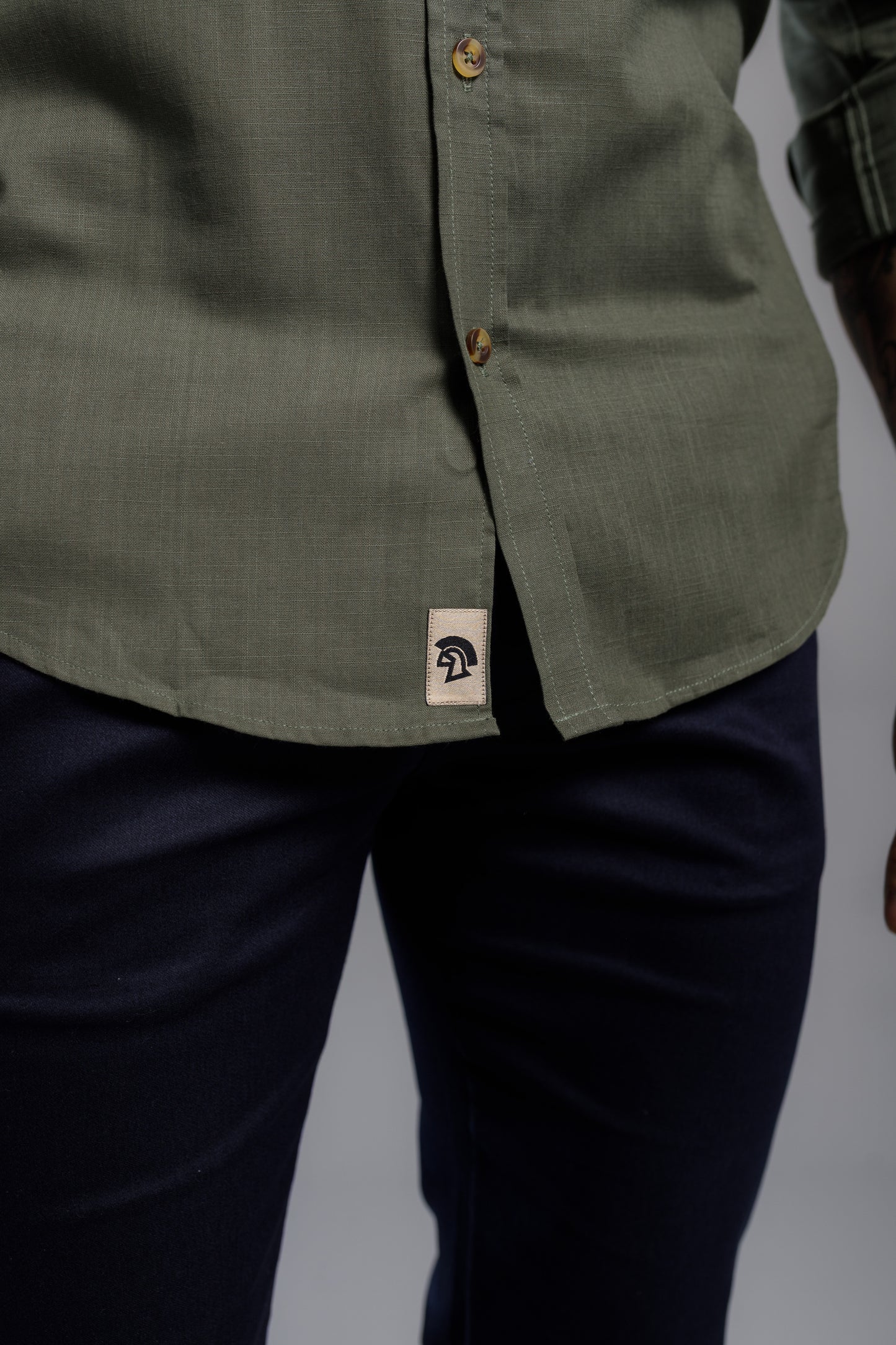 Camisa Vicenza Sentiero Manga Longa Linho Gola Tradicional Verde Musgo